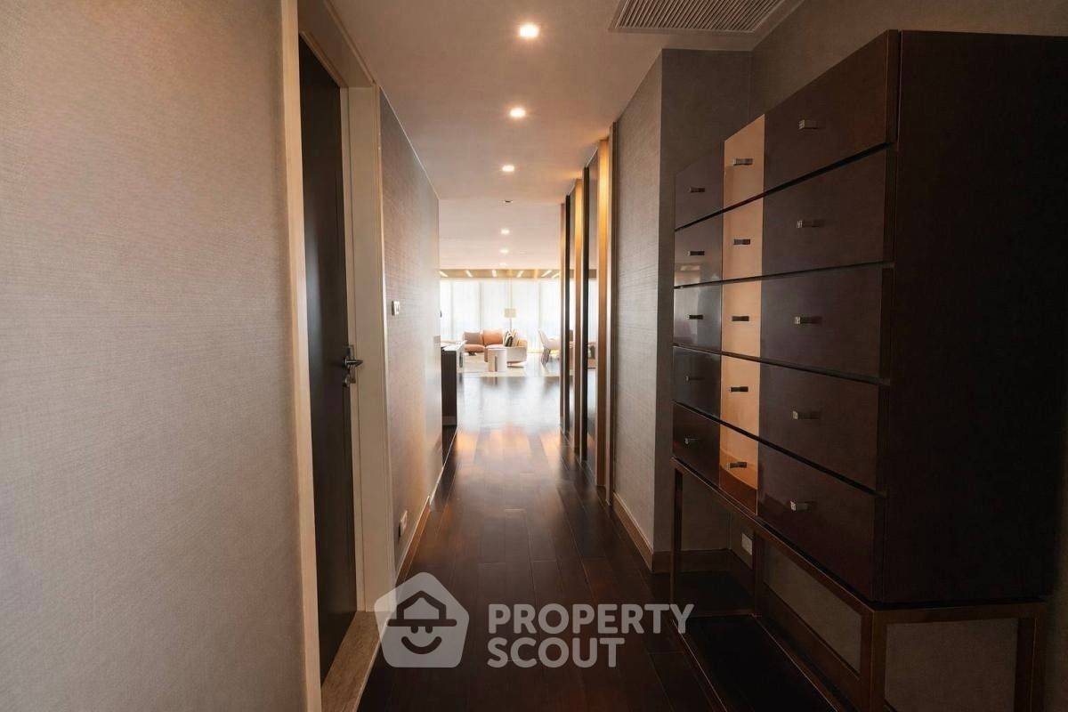 picture 51st-Floor 3-BR 350 Sqm At The Pano Rama 3 (ID 3417336) - 9/24