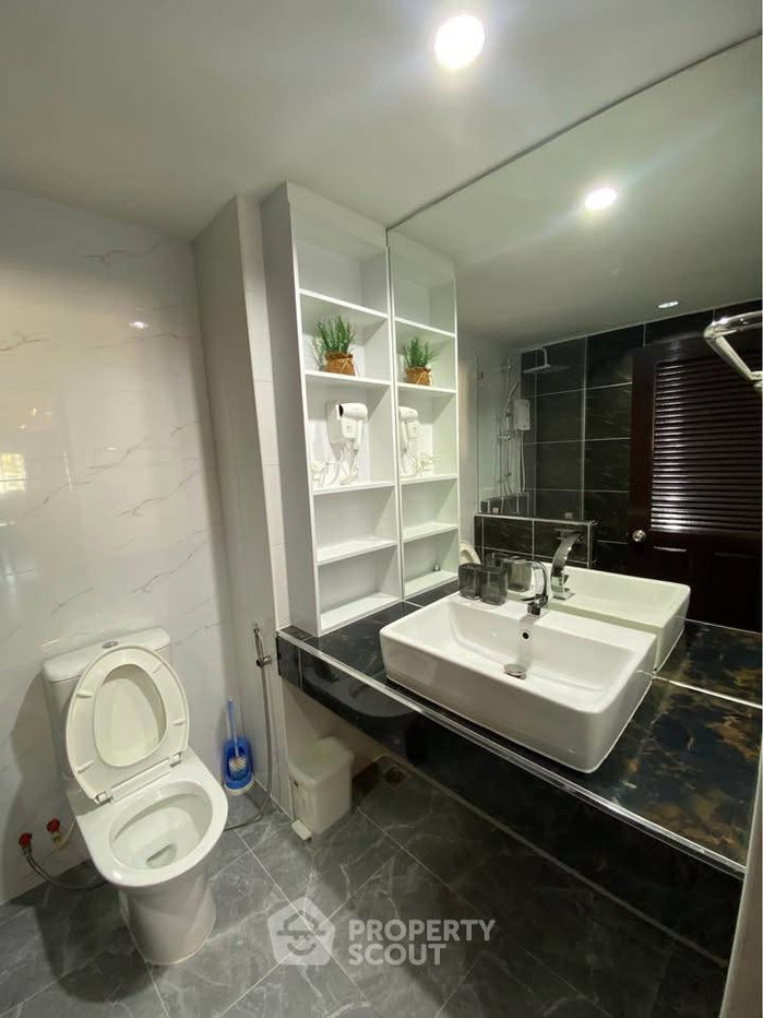picture 141 Sqm 3-BR Condo At The Trio Near Chiang Mai University (ID 3414898) - 19/23
