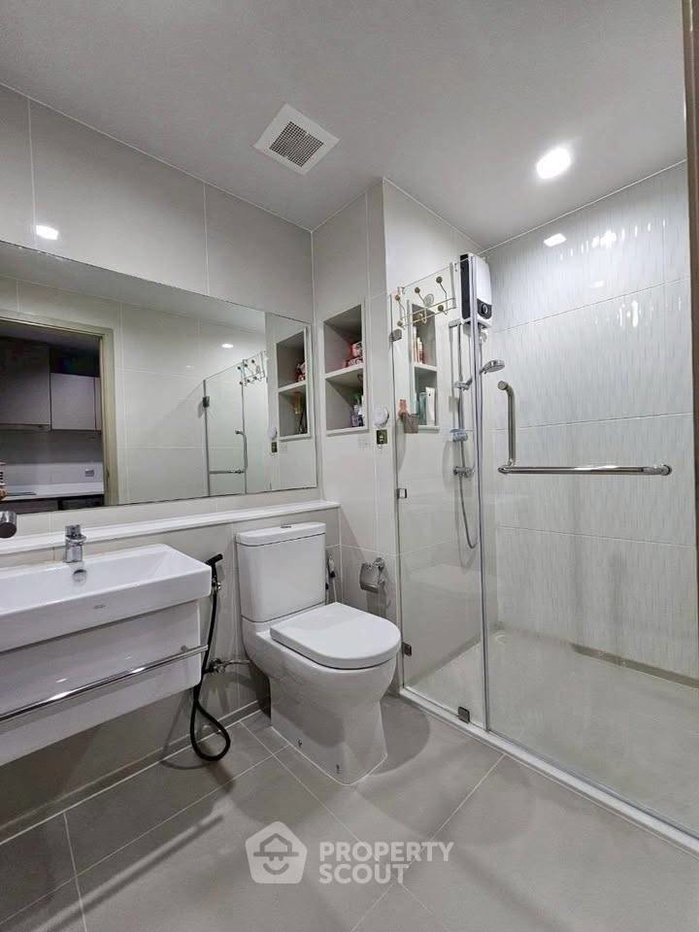 picture 40th-Floor 1-BR At Life Ladprao Near BTS Ha Yaek Lat Phrao (ID 3418618) - 8/10