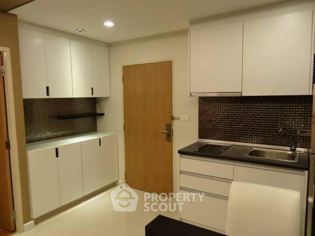 รูป ใกล้ BTS อโศก เพียง 100 ม. | คอนโด 1 ห้องนอน Le Cote Sukhumvit 14 (ID 885132) - รูปที่ 8/13