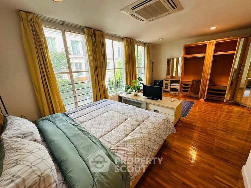 picture 4-BR 300 Sqm Townhouse, Baan Klang Krung Thonglor, BTS Thong Lor (ID 3419027) - 3/13