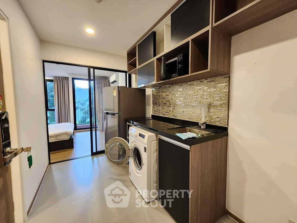 picture Studio Condo at Cybiq Ratchada 32 in Chan Kasem (ID 3417064) - 3/10
