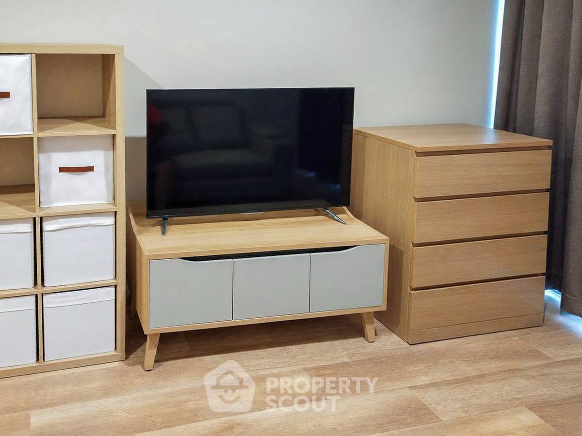 picture 1-BR Condo at Noble Revo Silom near BTS Surasak (ID 3417115) - 3/12