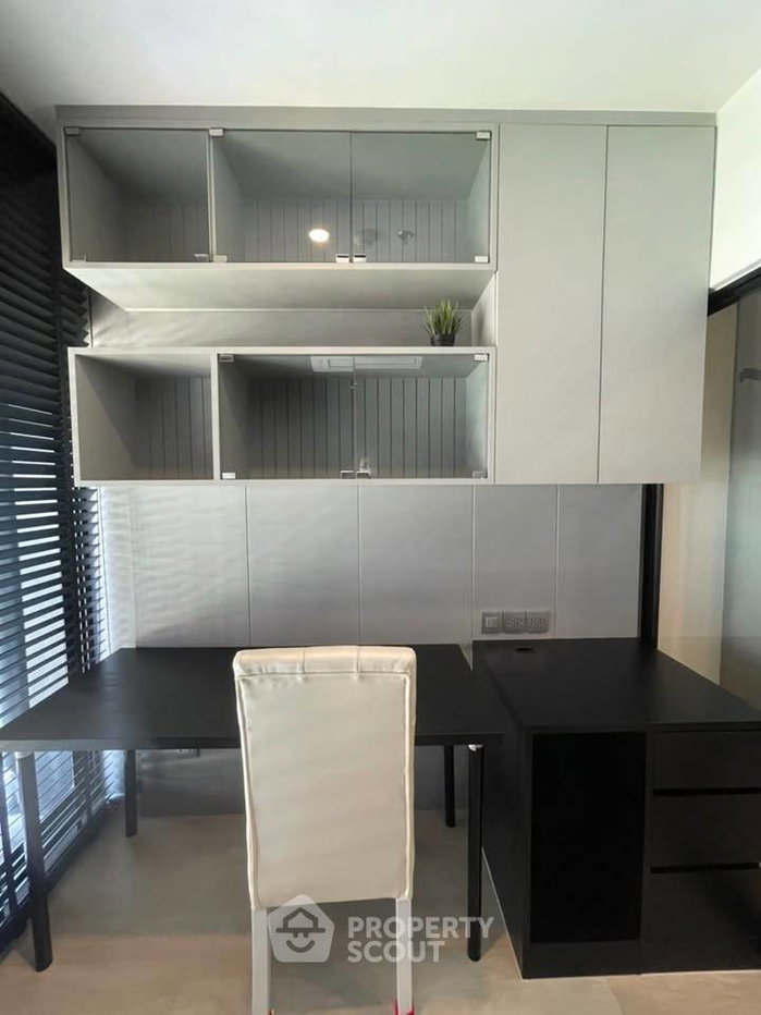 picture 23rd-Floor 1-BR Sathorn Bridge Tower Near BTS Krung Thon Buri (ID 3415015) - 13/16