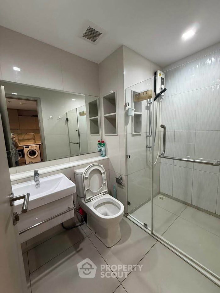 picture 100m To BTS Ha Yaek Lat Phrao, 1-BR Life Ladprao, 16th Floor (ID 3209474) - 8/10