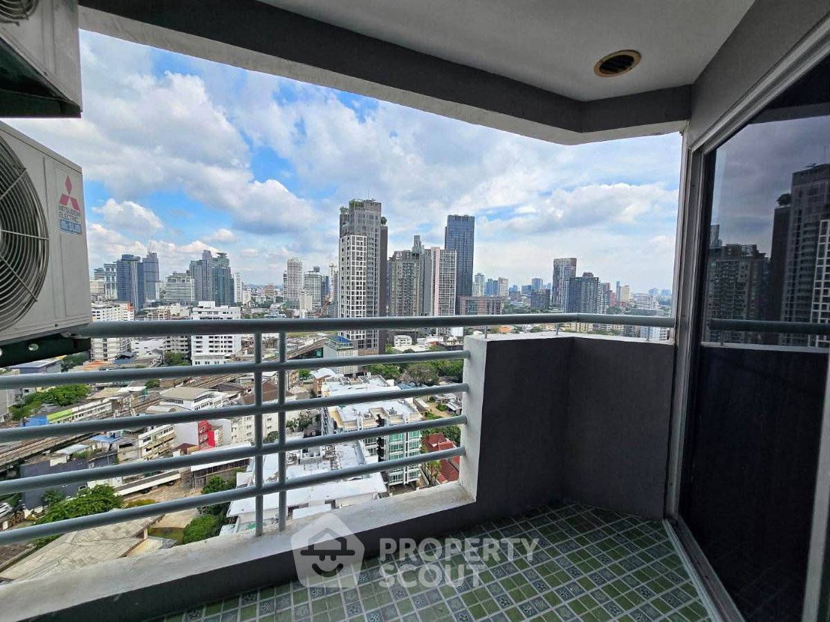 picture 20th-Floor 1-BR The Waterford Diamond Tower Sukhumvit BTS Phrom Phong (ID 3419966) - 13/15