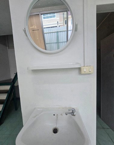 picture FOR RENT  WAREHOUSE PROPERTY  45000 BAHT per MONTH - 19/22