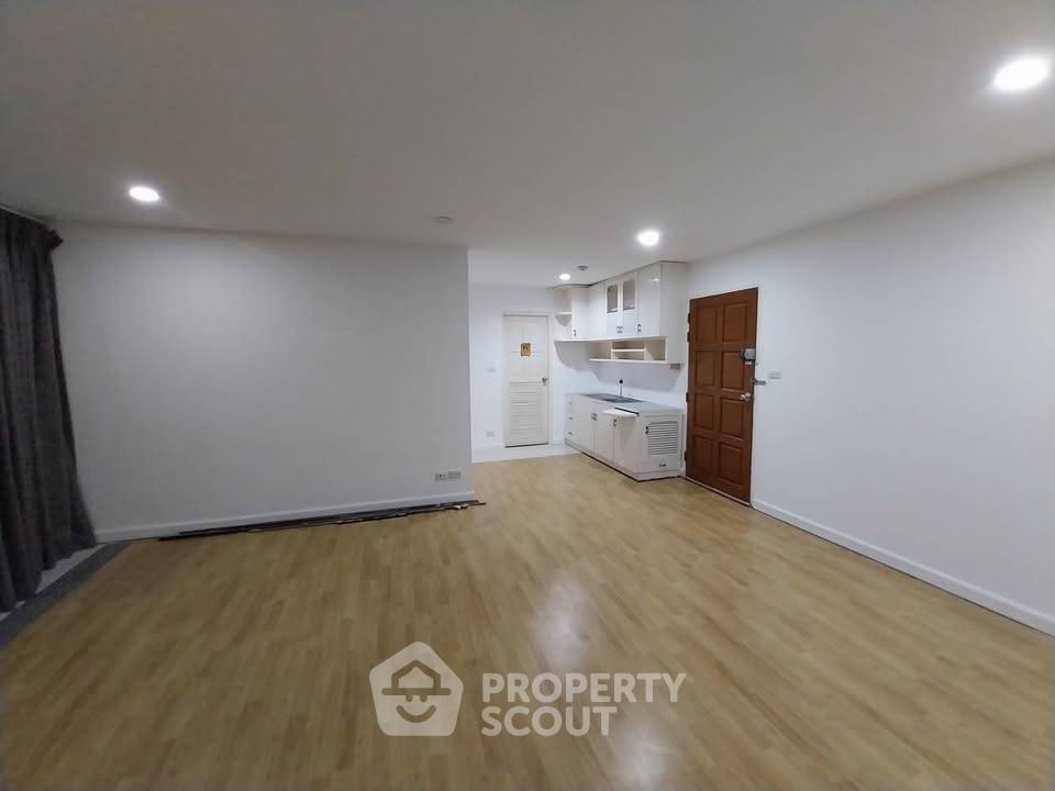 picture 1-BR Condo at Ratchada Pavilion Condominium in Chan Kasem (ID 3418573) - 6/9