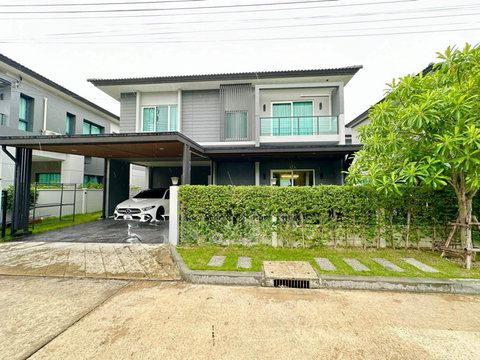 ให้เช่า เซนโทร พหลฯ-วิภาวดี 2 (Centro Phahol - Vibhavadi 2) ติดถนนพหลโยธิน ใกล้ Future Park รังสิต