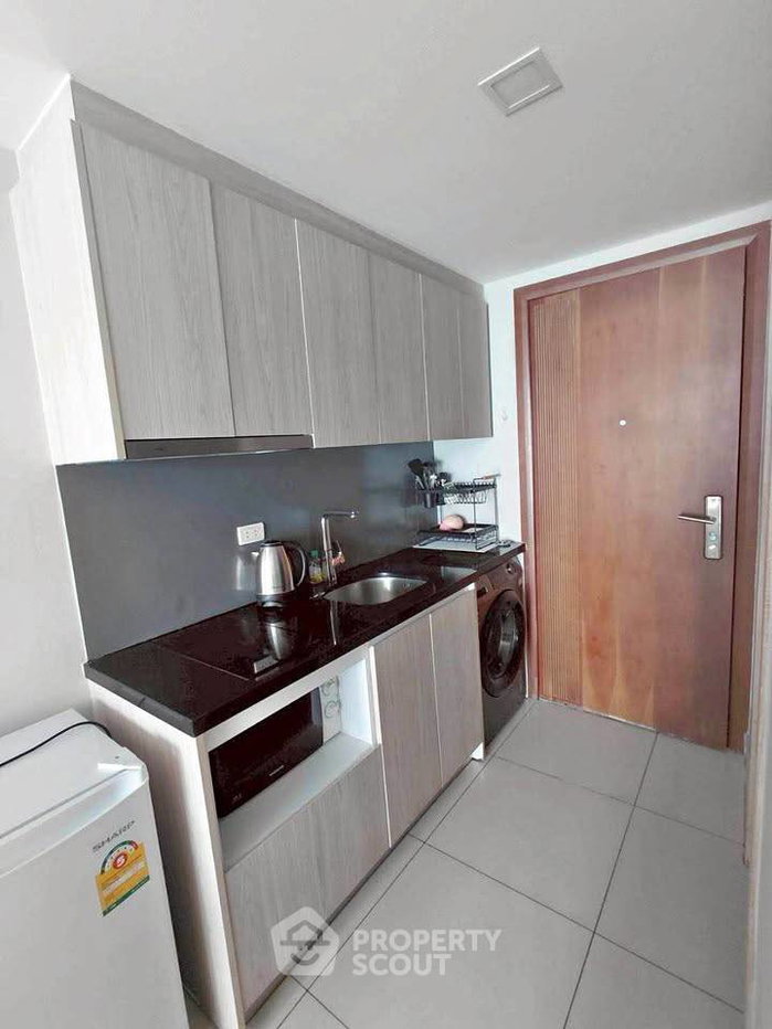 picture Studio Condo at Laguna Bay 2 Condominium close to Phratamnak (ID 3416578) - 1/8