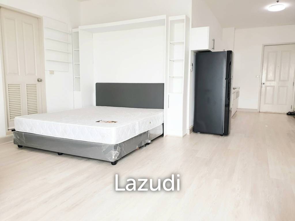 picture Baan Sathorn Chaopraya: 45 sqm Furnished Condo in Bangkok - 5/5