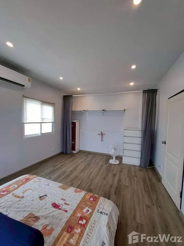 picture 2 Bedroom Pet-Friendly Townhouse with Premium Western Kitche 6870604 - 7/13
