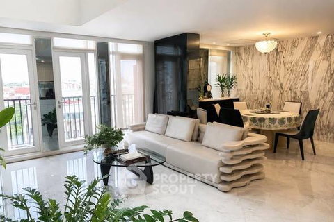 3-BR Condo at Maestro 01 Sathorn - Yenakat near MRT Khlong Toei (ID 3227357)