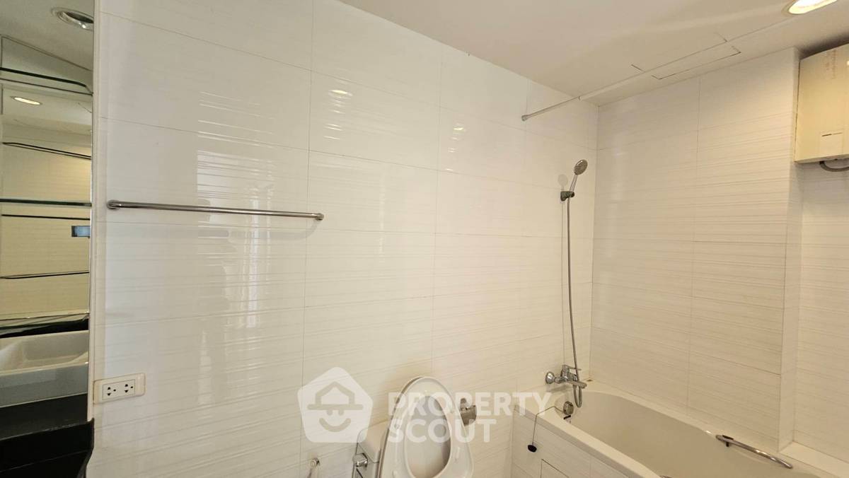 picture 3-BR Condo at Fifty Fifth Tower Thonglor near BTS Thong Lor (ID 512248) - 19/25