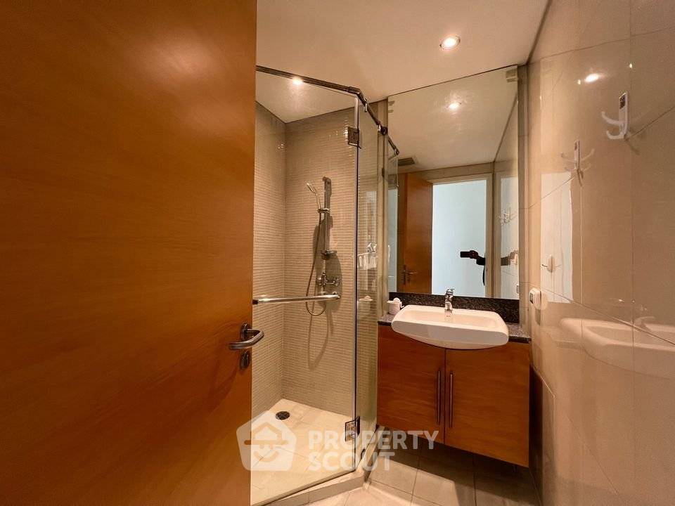 picture 2-BR Condo at Fullerton Sukhumvit near BTS Ekkamai (ID 3415985) - 11/19