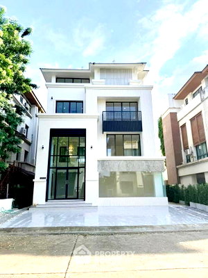 บ้านเดี่ยว กรุงเทพมหานคร : บ้าน 10-ห้องนอน ใน วังทองหลาง (ID 3413866)