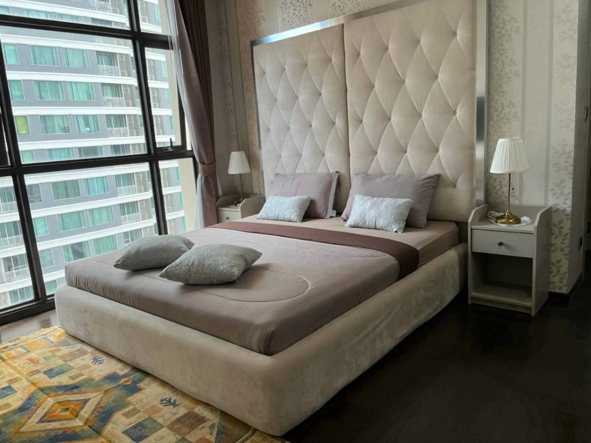 The XXXIX by Sansiri (เดอะ เทอร์ทีไนน์ บาย แสนสิริ) (1bed1bath 59sqm)