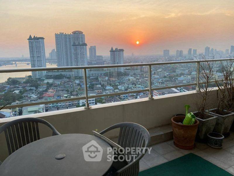 picture 3-BR Condo at Watermark Chaophraya near BTS Krung Thon Buri (ID 3417410) - 15/16