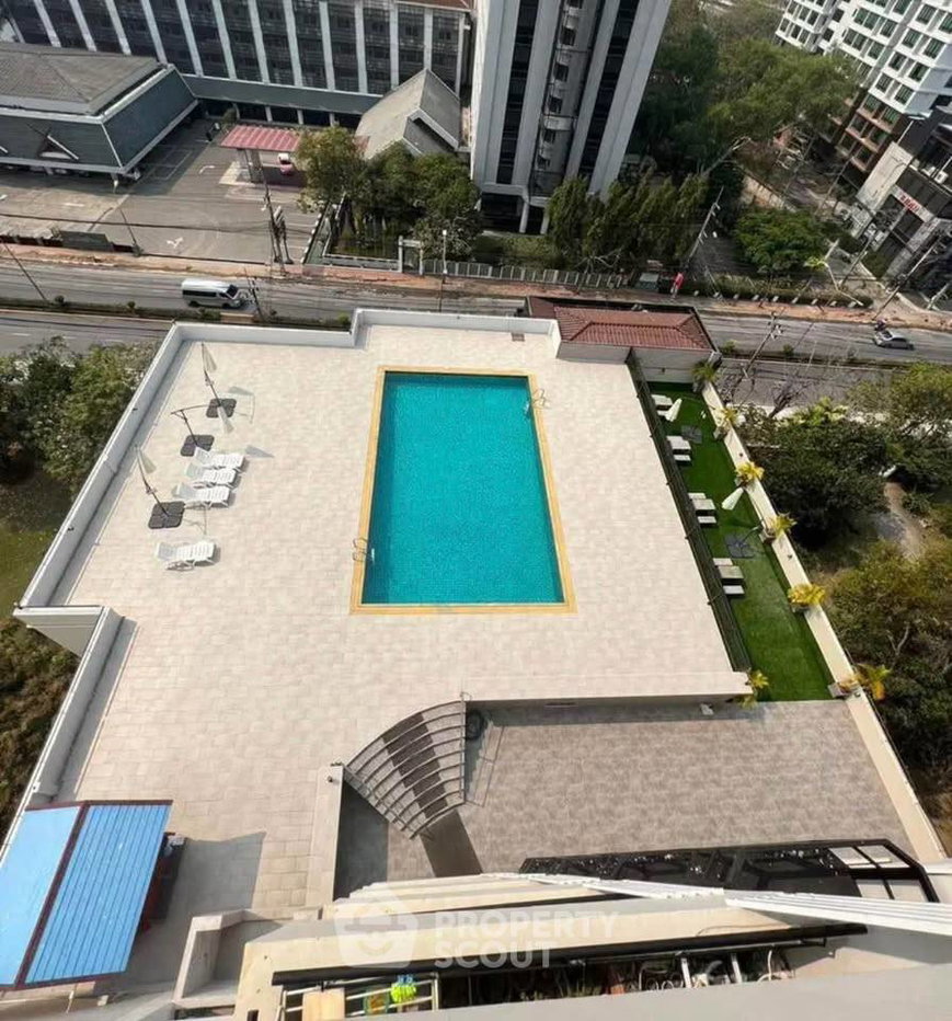 picture 141 Sqm 3-BR Condo At The Trio Near Chiang Mai University (ID 3414898) - 23/23