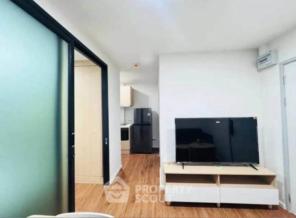 picture 1-BR Condo At ALIVE Sukhumvit 76 Near BTS Samrong (ID 3414371) - 3/6