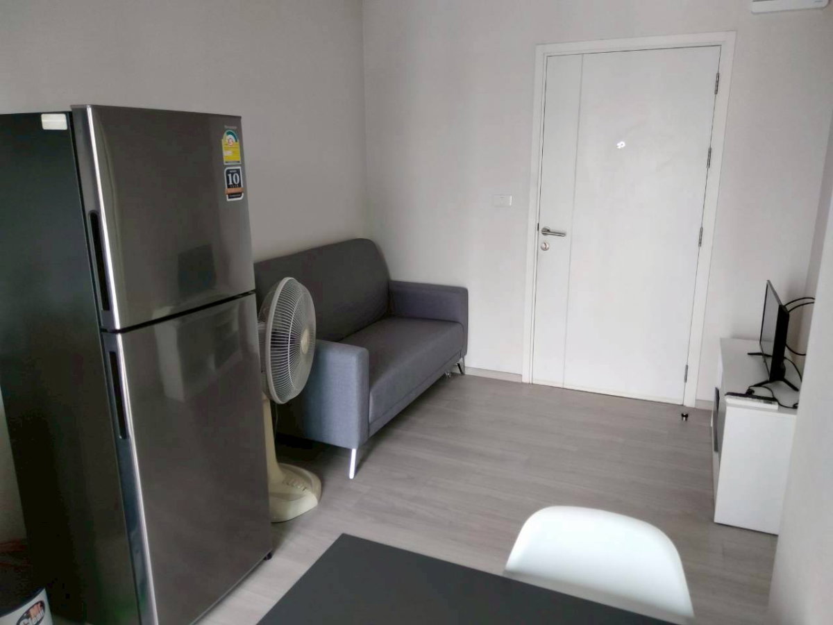 รูป (ว่างพร้อมเข้าอยู่06/11/69)คอนโดให้เช่าPlum Condo InterchangeRAM60 27 ตรม.1ห้องนอน ตึกF ชั้น 8เฟอร์นิเจอร์ครบ ห้องวิวสระว่ายน้ำ ไม่มีตึกบัง - รูปที่ 5/14