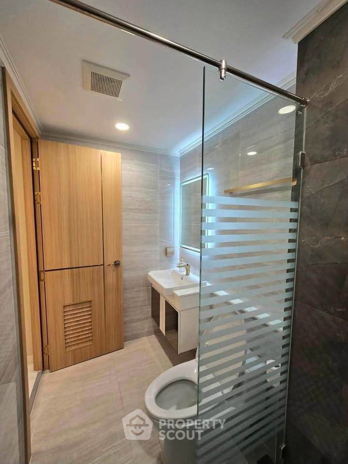 picture 1-BR Condo at Dusit Grand Park 2 close to Pattaya (ID 3415535) - 12/16