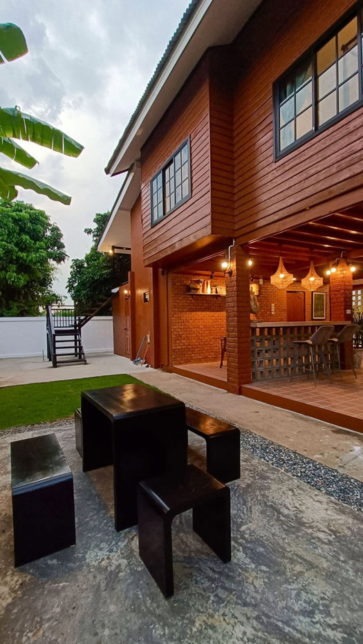 รูป ขายด่วน บ้านไม้สัก สันป่าตอง เชียงใหม่ 130 ตร.ว. 3 นอน 2 น้ำ ริมแม่น้ำขาน หลังมุม ใกล้สนามบิน เฟอร์ครบพร้อมอยู่ น้ำไม่ท่วม - รูปที่ 14/44