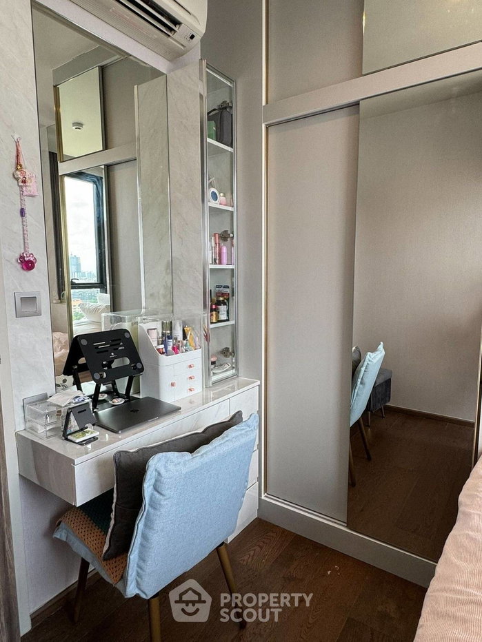picture 15th-Floor 2-BR Ideo Q Sukhumvit 36 Near BTS Thong Lor (ID 3419131) - 10/12