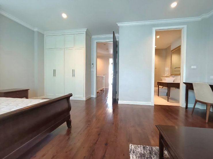 picture For Rent: Leticia Rama 9 | 190 Sq.m. | 3 Beds, 3 Baths | Poolside Ground - 24/47