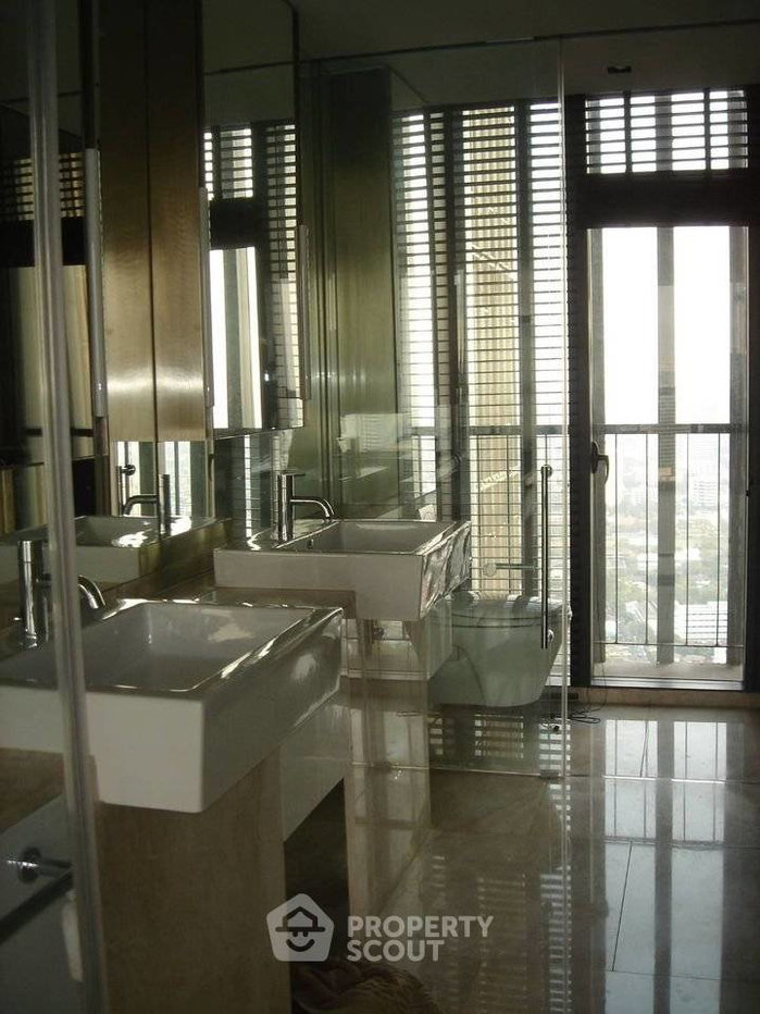 picture Great Value 3-BR 200 Sqm At The Met Sathorn Near BTS Chong Nonsi (ID 3415047) - 9/10