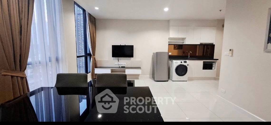 picture 2-BR Condo at Up Ekamai near ARL Ramkhamhaeng (ID 3419064) - 8/16