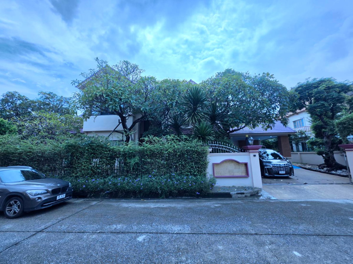 J140|บ้านเดี่ยว 2 ชั้น ลัดดารมย์ ปิ่นเกล้า ใกล้ MRT สถานีสามแยกบางใหญ่ บางกรวย (ราคา 39,000,000 บาท)