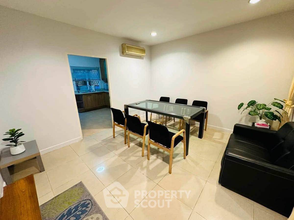 picture 4-BR 300 Sqm Townhouse, Baan Klang Krung Thonglor, BTS Thong Lor (ID 3419027) - 10/13