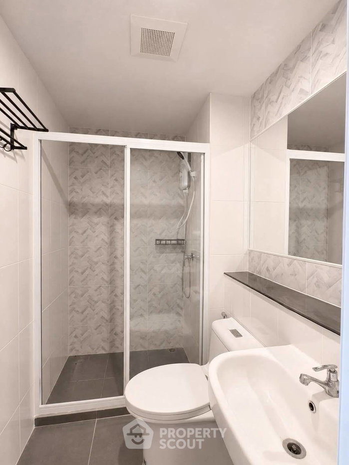 picture 2-BR Condo at Regent Home Bangna near BTS Bang Na (ID 3417124) - 23/24