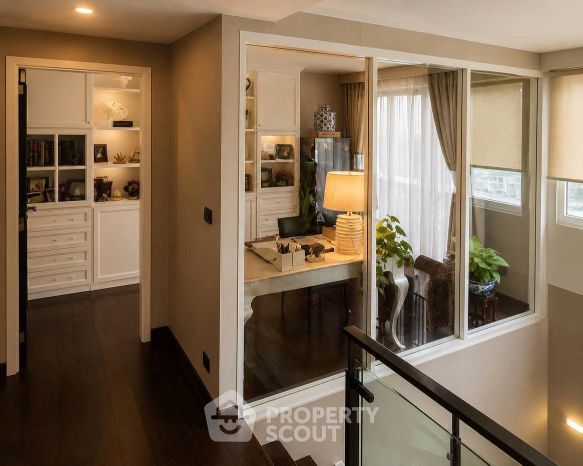 รูป คอนโด 3-ห้องนอน ที่ มาเอสโตร 01 สาทร - เย็นอากาศ ใกล้ MRT คลองเตย (ID 3227357) - รูปที่ 9/18