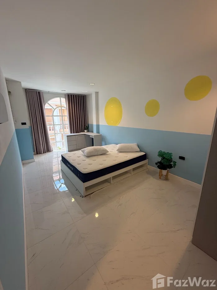 picture 5 Bedroom Townhouse for rent in Khlong Tan Nuea, Bangkok 6869883 - 5/8