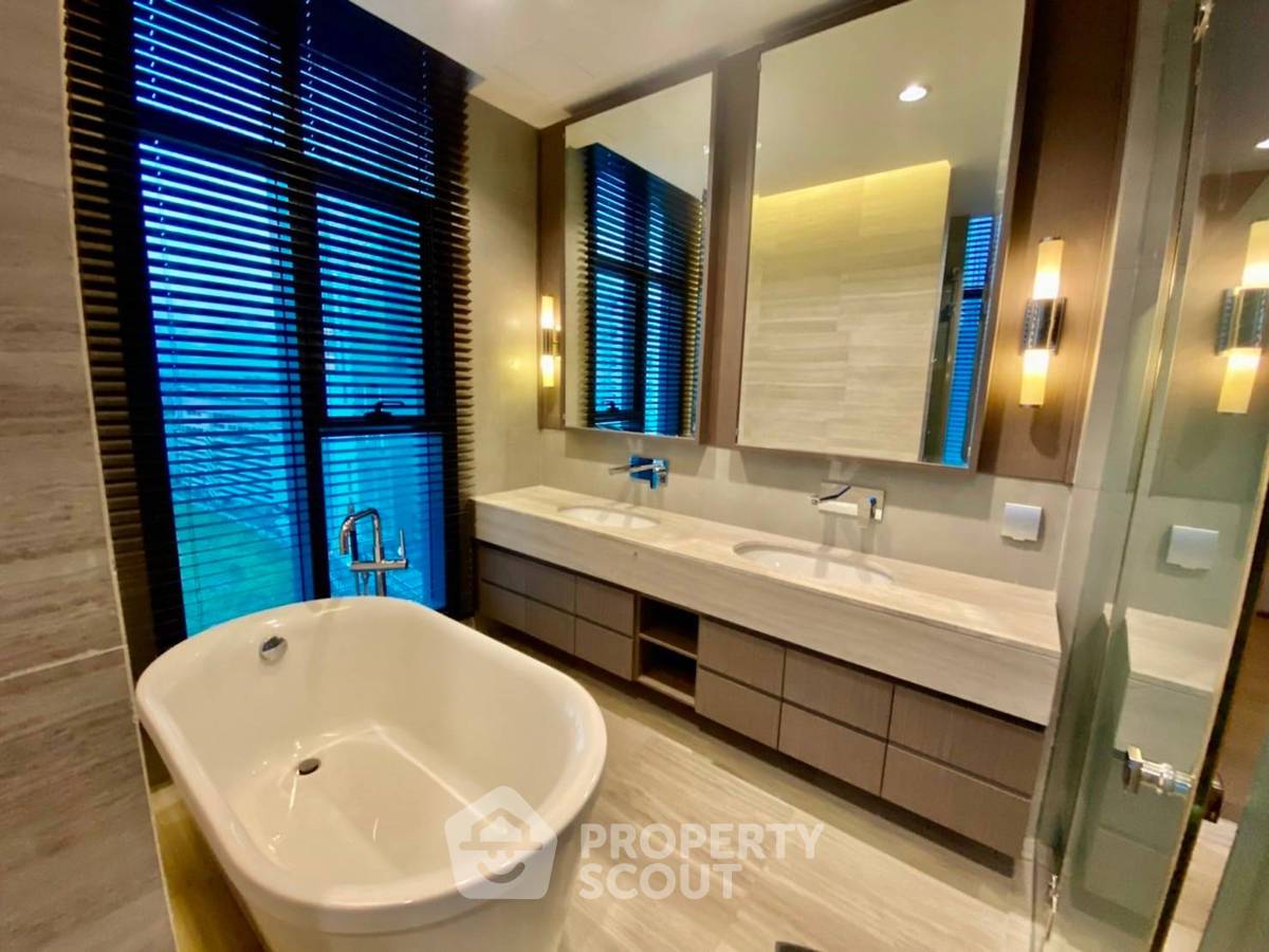 picture 2-BR Condo at The Diplomat Sathorn near BTS Surasak (ID 1782016) - 3/10