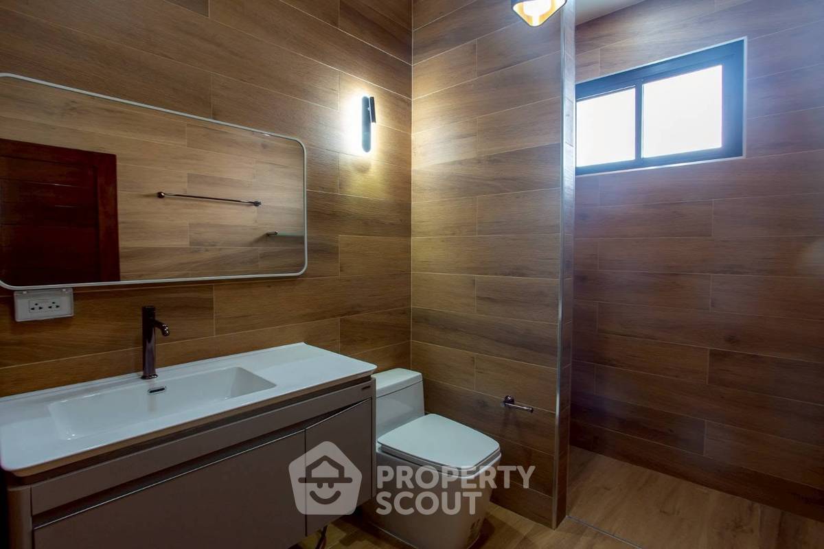 รูป วิลล่า 3-ห้องนอน ใน วังก์พง (ID 1299863) - รูปที่ 13/13