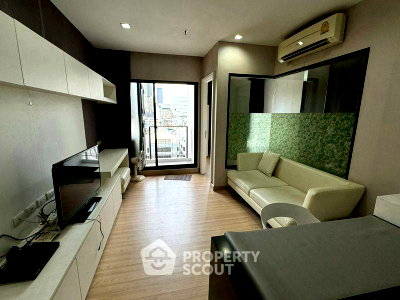 คอนโดให้เช่า : คอนโด 1 ห้องนอน Urbano Absolute ใกล้ BTS กรุงธนบุรี (ID 3417361)