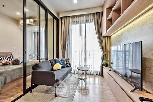Pet-Friendly 1-BR M Jatujak, 19th Floor Near BTS Saphan Khwai (ID 2639753)