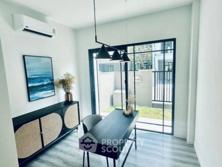 รูป บ้านเช่า 3 ห้องนอน ใน Baan Klang Muang Classe Sukhumvit 77 (ID 3413770) - รูปที่ 14/25