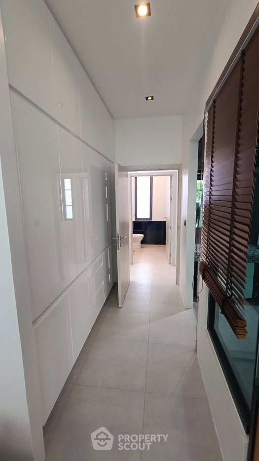 picture Spacious 3-BR Villa, 445 Sqm At La Lua Resort Hua Hin (ID 3252221) - 18/20