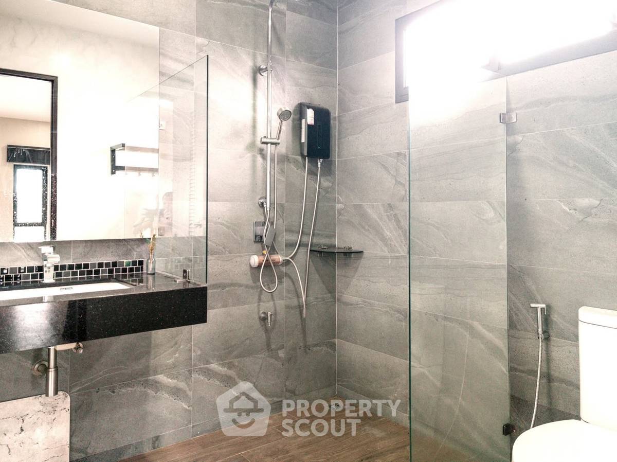 รูป บ้าน 3 ห้องนอน ขนาด 480 ตารางเมตร ในสุเทพ เชียงใหม่ (ID 3417796) - รูปที่ 8/16