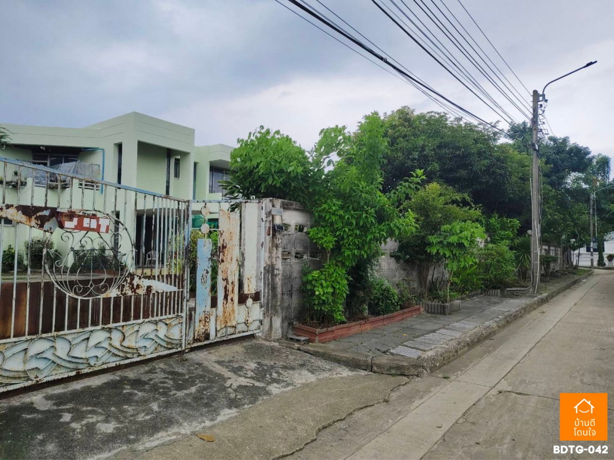 รูป ขายที่ดินแปลงใหญ่ ทำเลพัฒนาการ 61 (347.3 ตร.ว.) ซื้อทั้งผืน หรือแบ่งซื้อได้ - รูปที่ 6/10