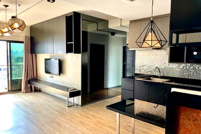 Condos for sale : 🔥 Sale !! 🔥 Noble Reform, 2 bed, 2 bath, Corner room, high floor, South Facing, Good Location !! Code C20231100383 Partly Furnished, Special Deal!!