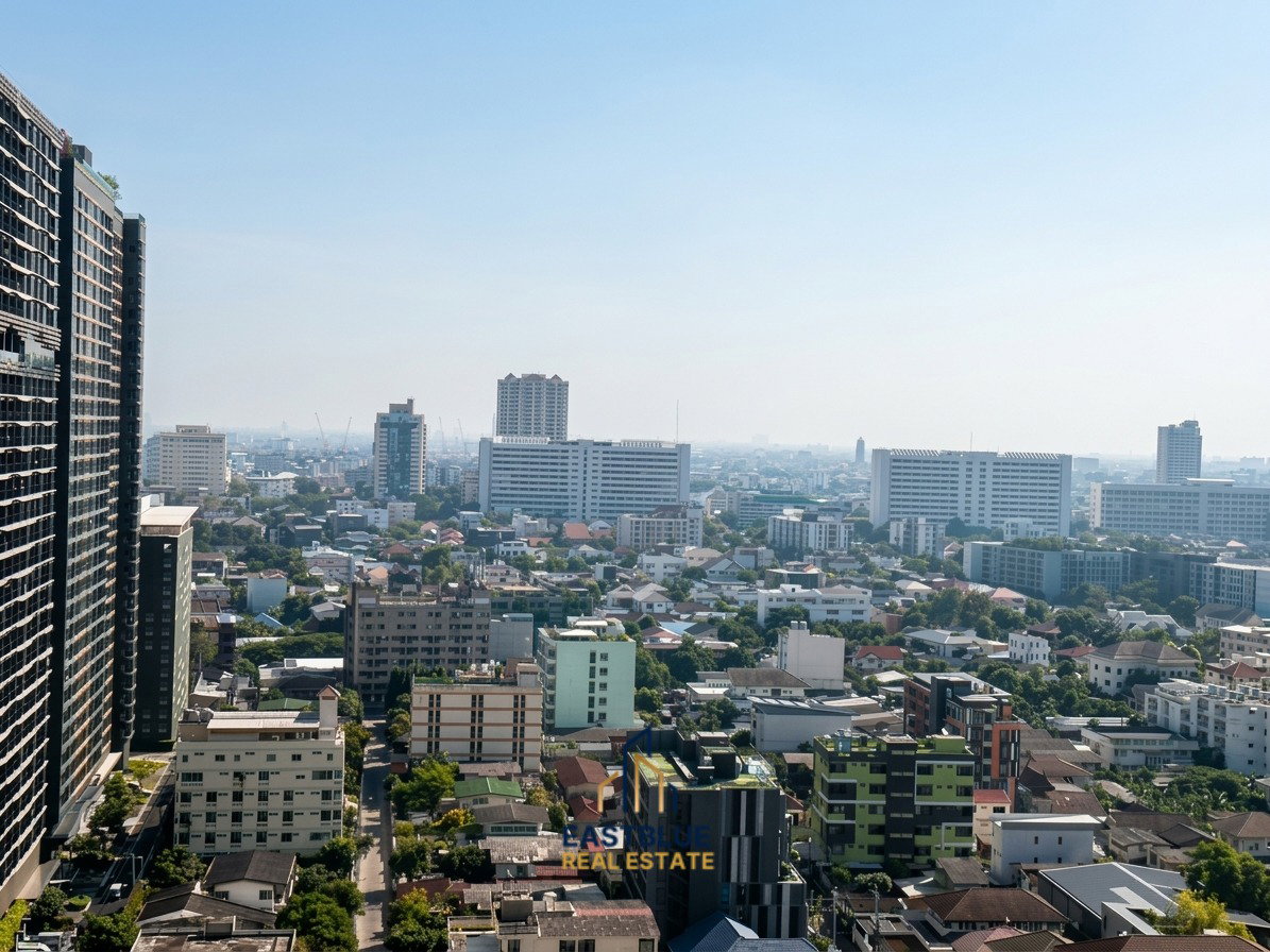 picture Life Ladprao: High-Bedroom Condo, Unblocked View! 🏙️ - 9/9