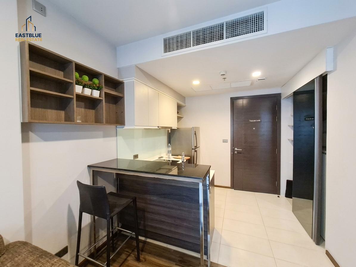 picture For Sale Ceil by Sansiri · 1BR 35 sqm near BTS Ekkamai from THB 3.1M 🌿 - 5/6