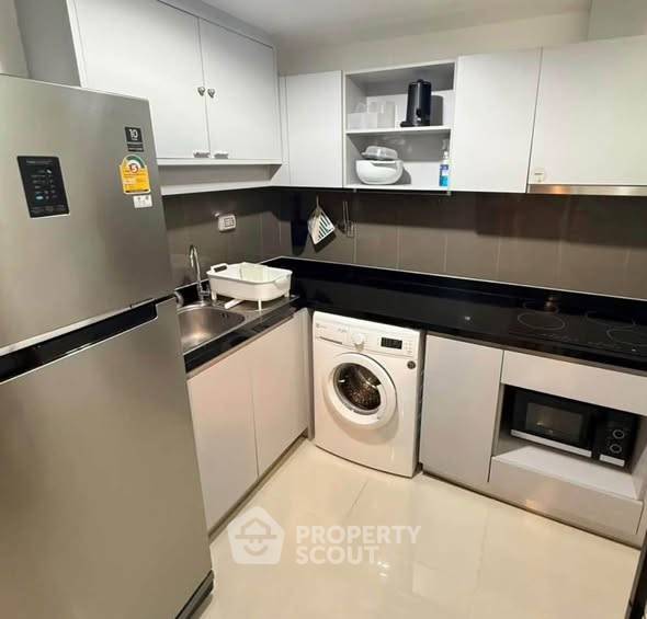 picture 1-BR Condo at Zenith Place Sukhumvit 42 Condominium near BTS Ekkamai (ID 3420299) - 3/12