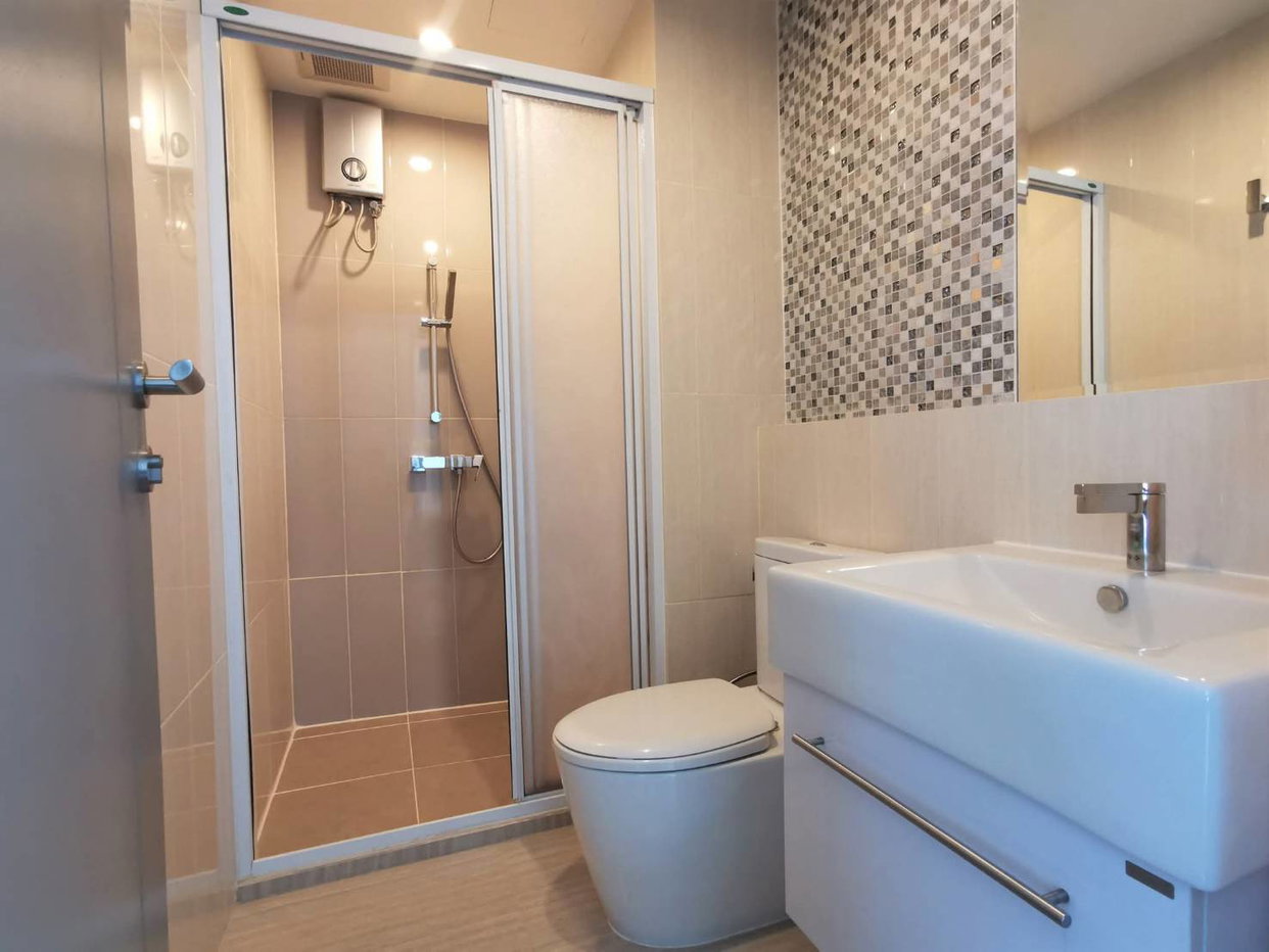 picture Life Ratchadapisek for Sale - 2 Beds 56.3 sqm near MRT Huai Khwang 🌇 - 7/8