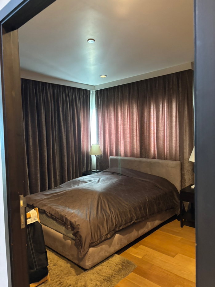 picture For Rent SathornGarden Condominium floor 26 buidling B - 6/15
